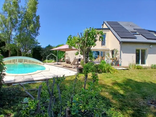 Maison 7 pièces 198 m²
