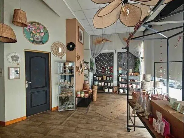Local commercial
