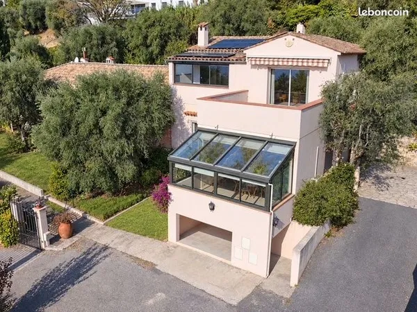 Maison 5 pièces 150 m²