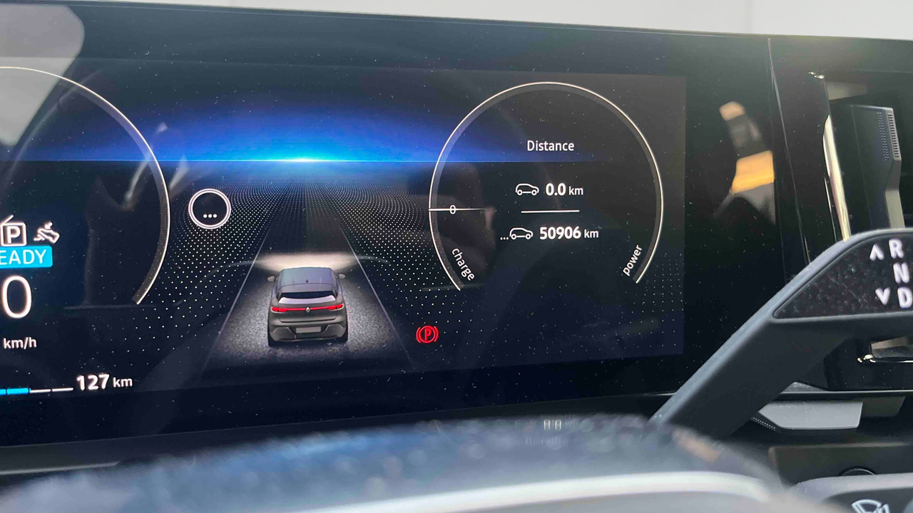Renault Megane E-Tech EV40 130ch standard charge — photo 9