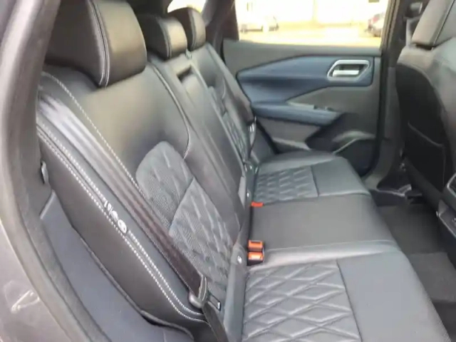 Nissan Qashqai mild hybrid 158 ch xtronic — photo 26