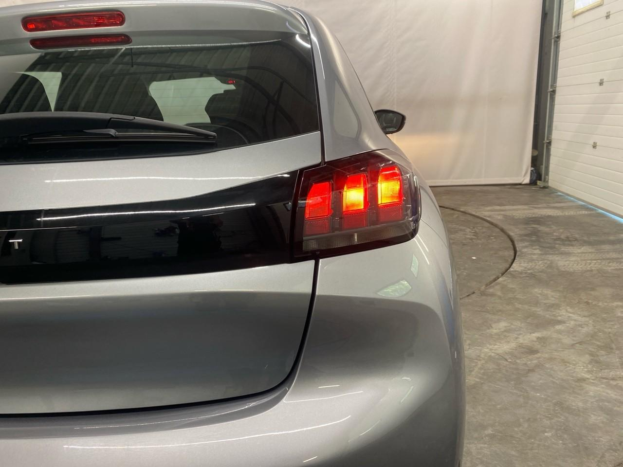 Peugeot 208 puretech 75 s&s bvm5 active — photo 31
