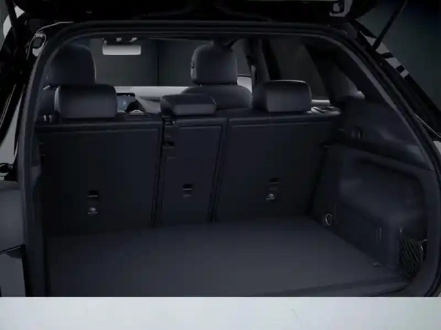 Mercedes Gla 200 d amg line — photo 9