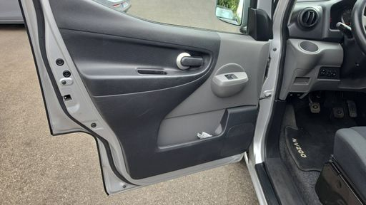 Nissan NV200 Evalia 1.5 dCi 110 - N-Connecta – 2018 – 71168 km – Diesel – Boîte Manuelle — photo 17