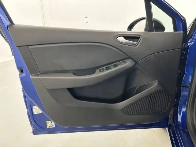Renault Clio tce 90 — photo 20