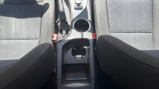 BMW X1 sDrive 18i 150 - Business – 2014 – 119432 km – Essence – Boîte Manuelle — photo 2