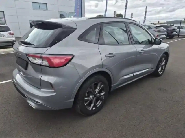 Ford Kuga 2.0 ecoblue 120 ch st-line bva — photo 4