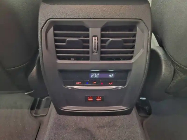 Bmw I4 edrive40 — photo 58