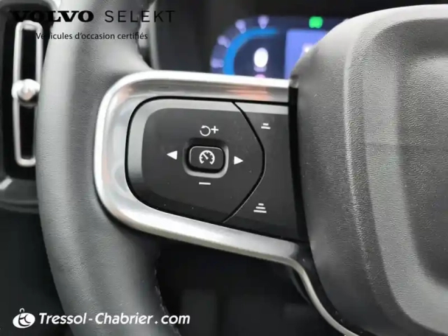 Volvo Xc40 b3 163 ch dct7 ultra — photo 19