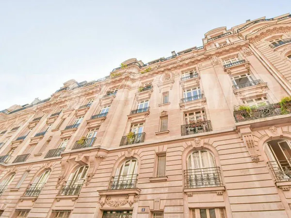 Appartement 6 pièces 266 m²