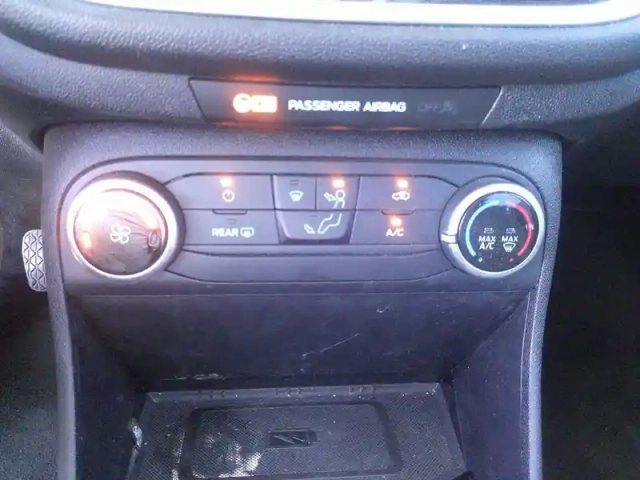 Ford Fiesta 1.1 75ch  cool &amp; connect 5p — photo 13