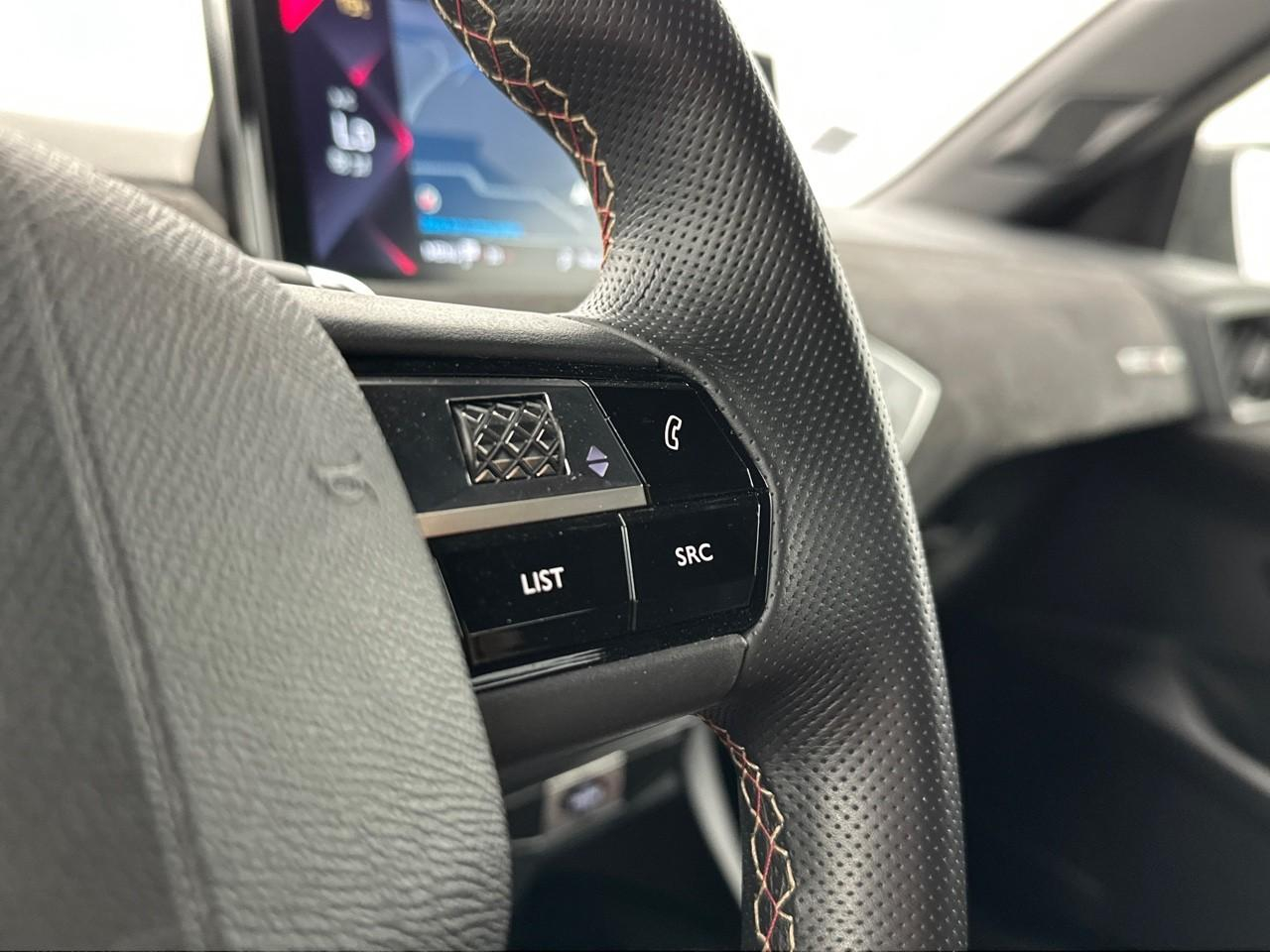 Ds Ds 3 crossback puretech 130 eat8 performance line+ — photo 19