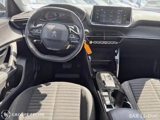 Peugeot 2008 1.2 puretech 130ch s&amp;s style eat8 — photo 8