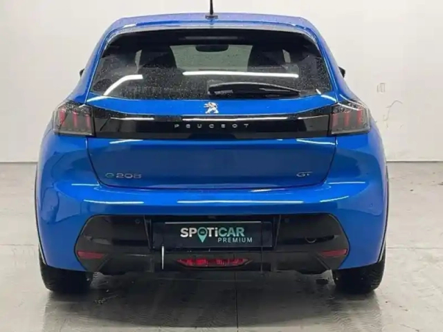Peugeot 208 e- 136ch gt — photo 4