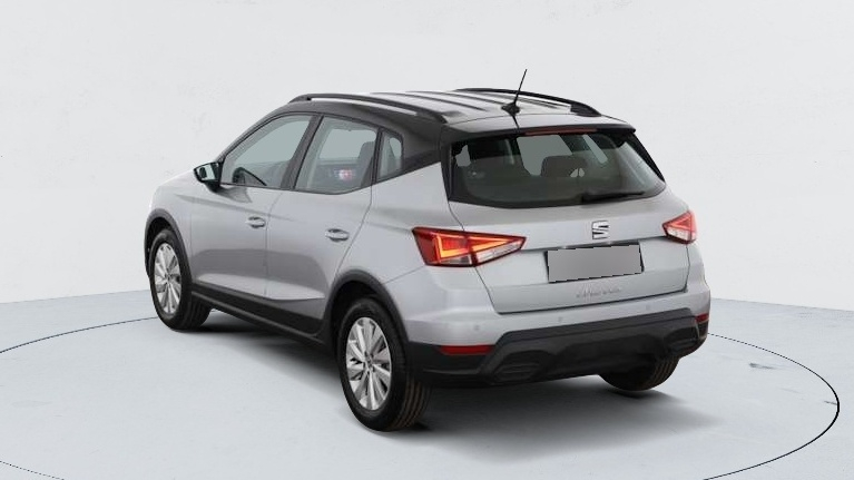 Seat Arona — photo 5