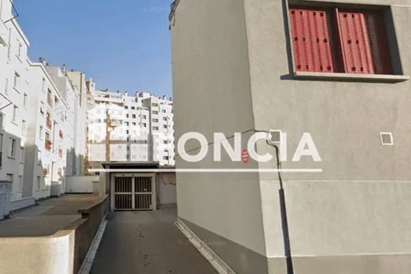 Stationnement Location Grenoble   100€