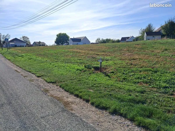 Terrain à bâtir viabilisé de 1 163 m² - Ruffey-le-Château