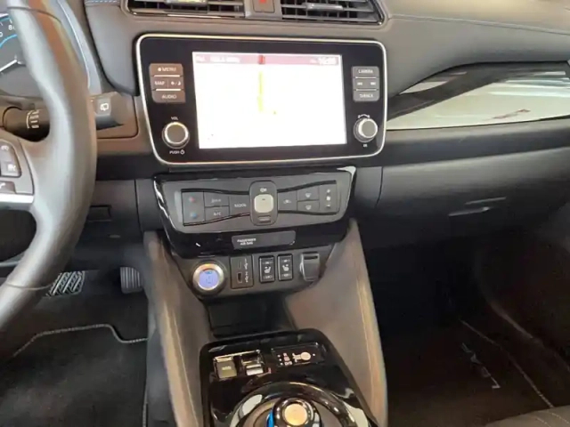 Nissan Leaf electrique 40kwh — photo 12