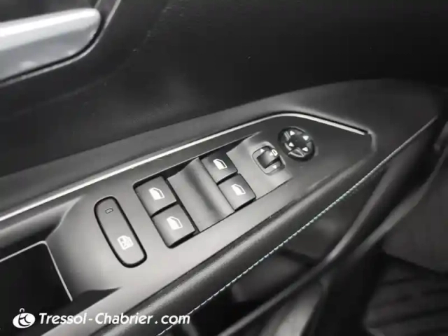 Peugeot 3008 hybrid 225 e-eat8 allure pack — photo 20