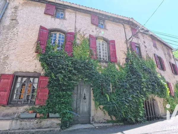 Maison 6 pièces 235 m²