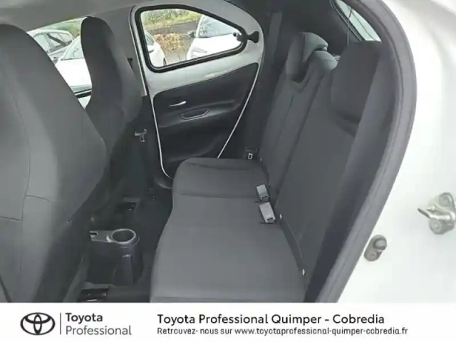 Toyota Aygo X 1.0 vvt-i 72ch dynamic my23 — photo 12