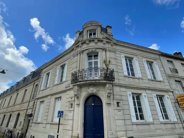 Bureaux 280 m²