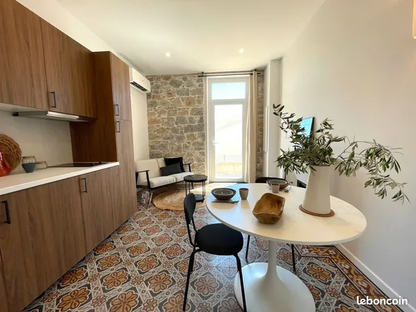 T2 meublé avec place parking et terrasse