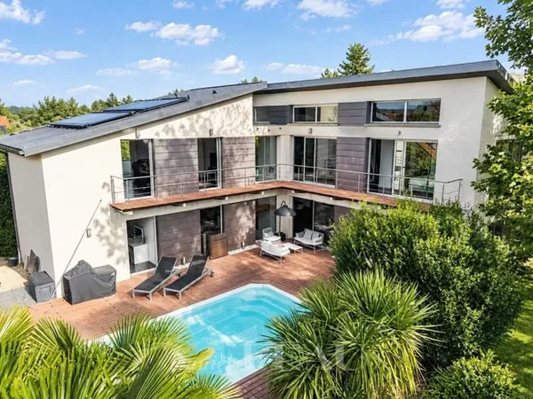 Morainvilliers - Maison contemporaine avec piscine