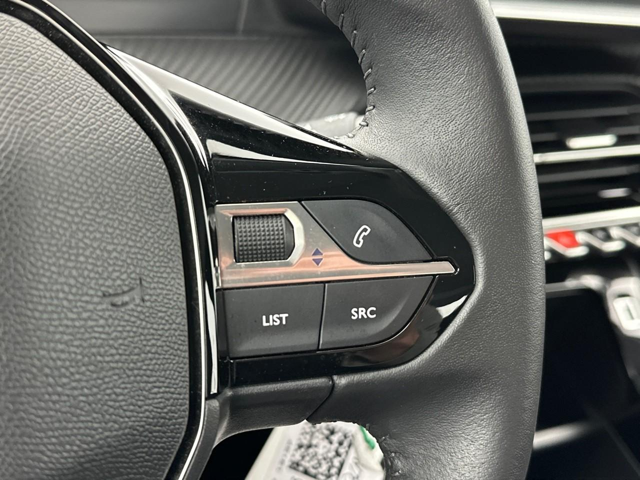 Peugeot 208 puretech 75 s&s bvm5 active pack — photo 19