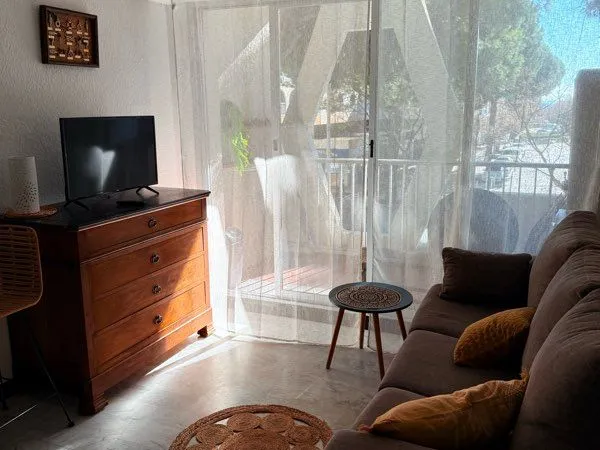 Studio centre ville et plage