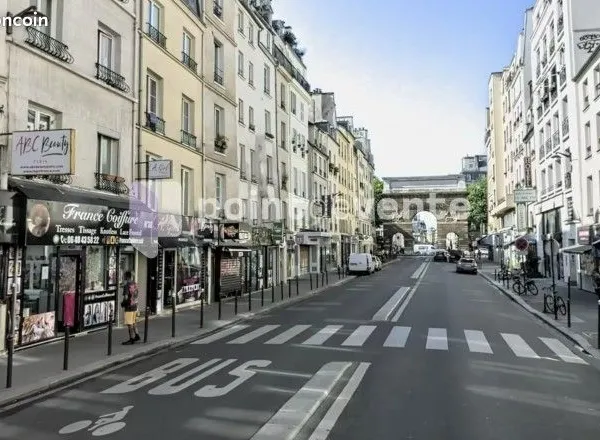 Local commercial 363 m²