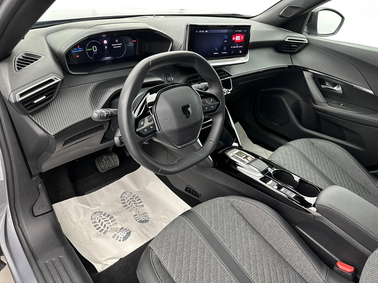 Peugeot 2008 electrique 54 kwh 156 ch allure — photo 8
