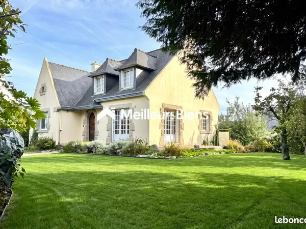Maison 6 pièces 140 m²