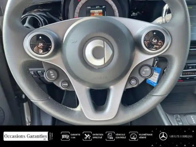 Smart Fortwo coupe eq 82ch prime — photo 12