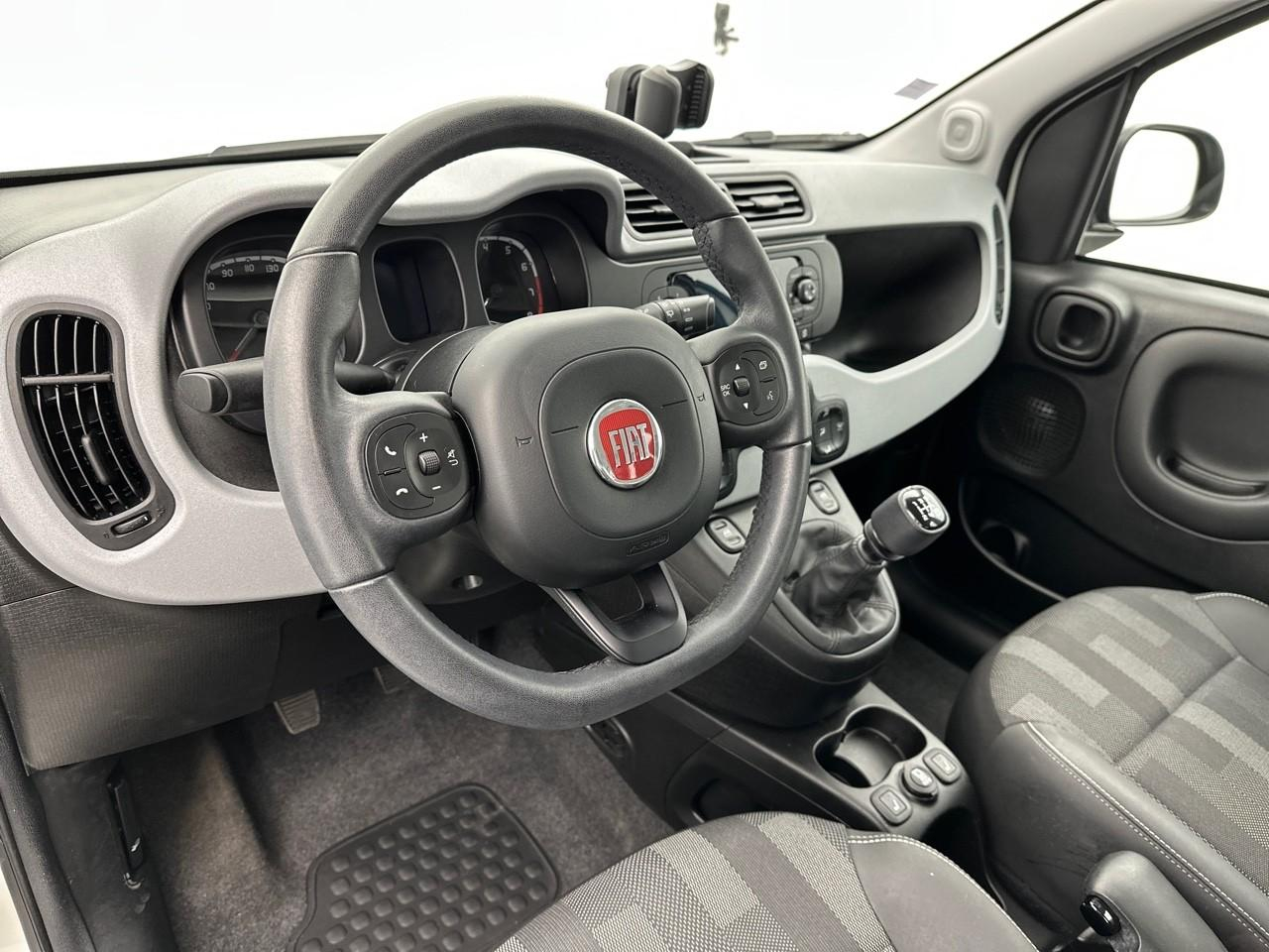 Fiat Panda 0.9 85 ch twinair s/s city cross — photo 8