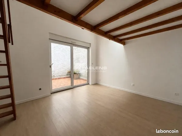 Studio 1 pièce 25 m²