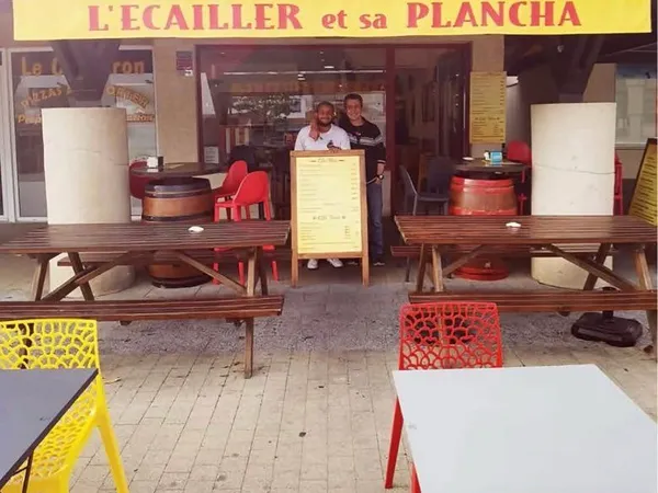 à céder - pas-de-porte - local de restauration avec terrasse
