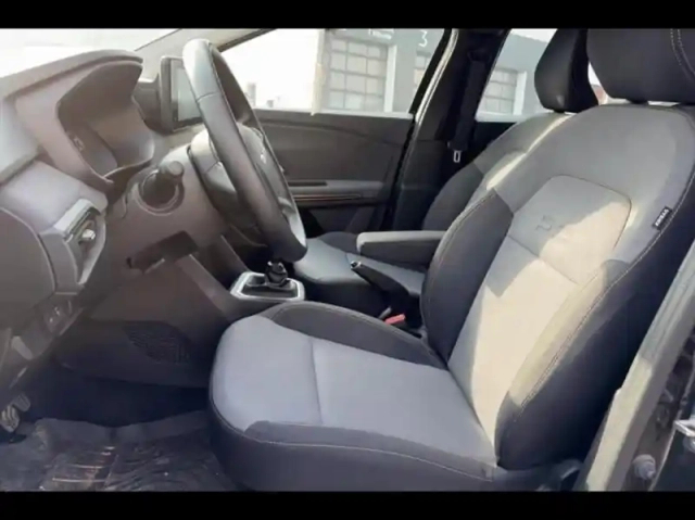 Dacia Sandero 1.0 tce 90ch stepway extreme -24 — photo 11