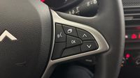 Dacia Sandero 1.0 TCe 90ch Expression CVT — photo 25