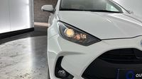 Toyota Yaris 116h Dynamic Business Affaire MY22 + Programme Toyota Expérience — photo 17