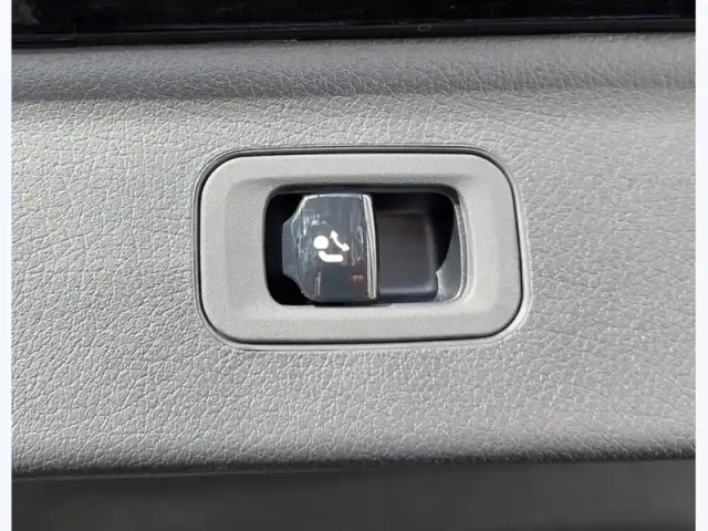 Mercedes Eqe suv 350 4matic suv amg lin — photo 28
