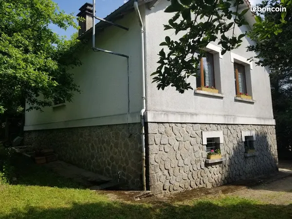 Maison avec terrain(s) en Creuse à finir de retaper