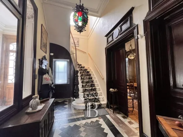 Lille Solférino, maison de maitre fin 19è S. à rénover