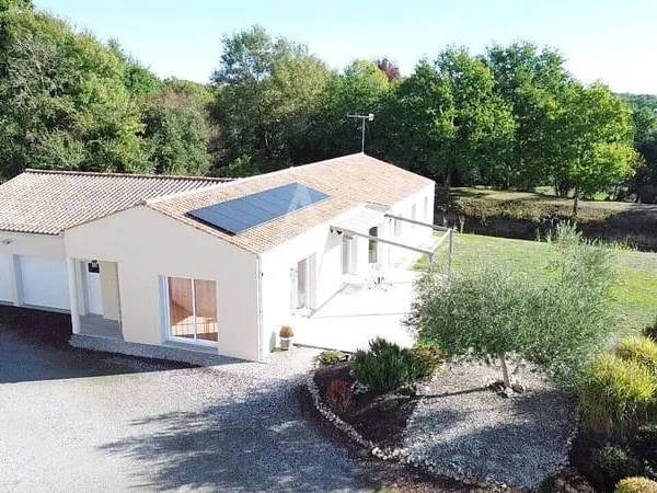 Maison 6 pièces 145 m²