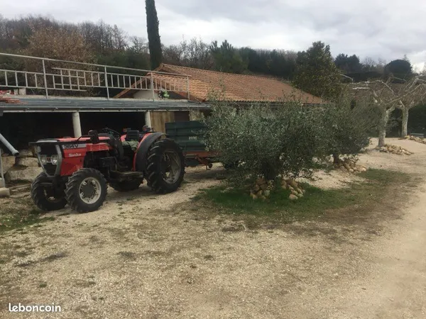 Stationnement Vente Tain-l'Hermitage  110m² 700€