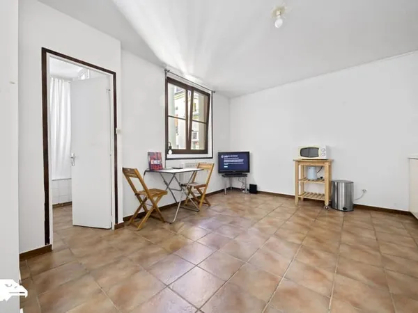 Location Appartement - 1 pièces - 22 m² - Paris - (75)