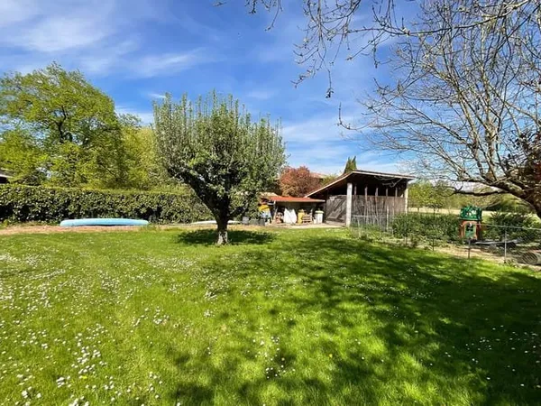 Terrain 526 m²