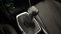 Peugeot 2008 1.2 PureTech 100ch S&S Allure — photo 29