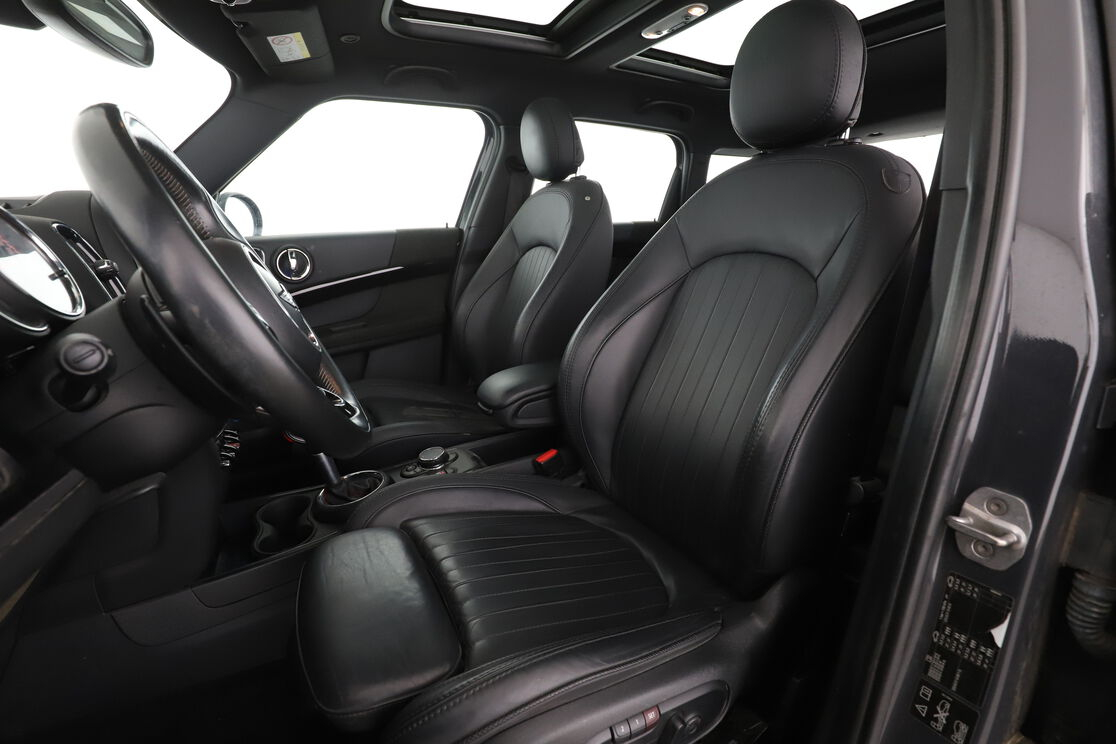 MINI Countryman John Cooper Works ALL4 BVA8 — photo 9