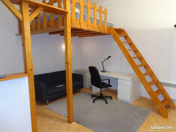 Studio sympa REIMS Gambetta - Mezzanine- bus et Tram